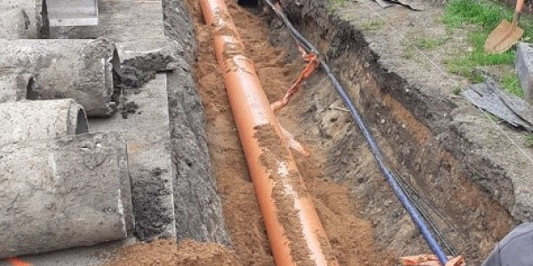 Chodník podél silnice III/3325 (ulice Hlavní) ve Vanovicích