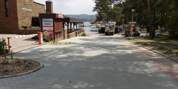 Revitalizace pobřeží Máchova jezera