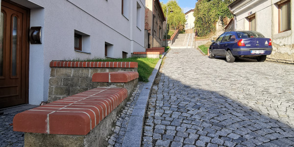 Ulice Revoluční, Benátky nad Jizerou