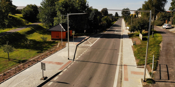 Výstavba a rekonstrukce chodníků Plužná