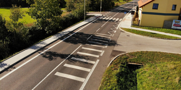 Židněves - chodníky podél I/16 včetně autobusových zálivů a přechodů