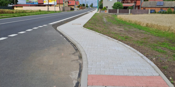 Chodník podél průtahu I/38 Libichov