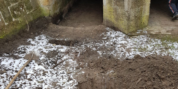 Podchod pod tratí Podlázky, MB