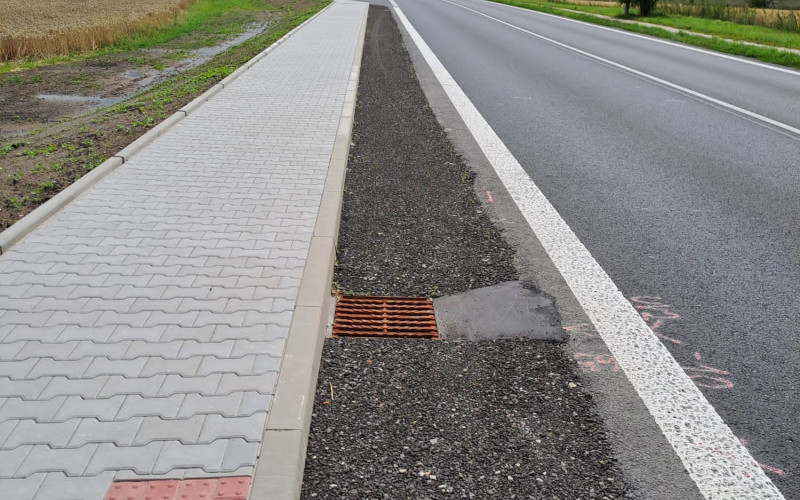 Chodník podél průtahu I/38 Libichov