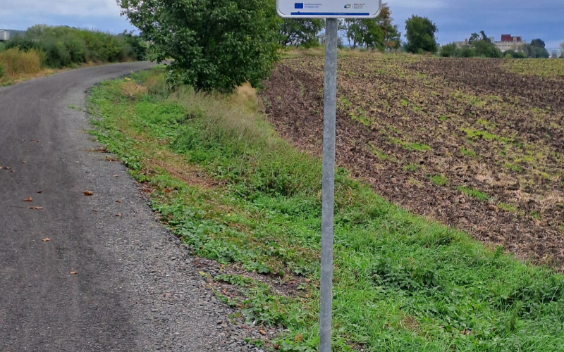 Cyklostezka na bývalé dráze, Dobrovice