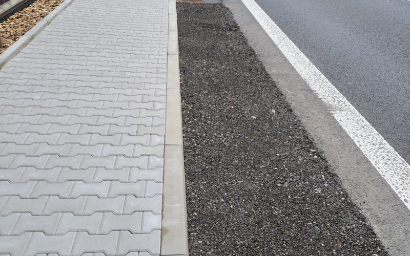 Chodník podél průtahu I/38 Libichov