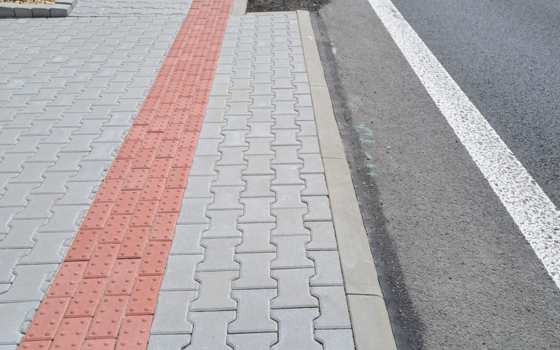 Chodník podél průtahu I/38 Libichov